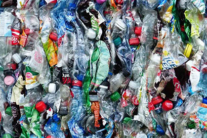 Reciclaje y compra de plástico PET